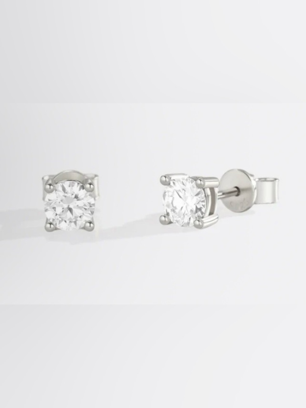 NIB 4MM Elegant Cubic Zirconia & 925 Sterling Silver Push Back Studs